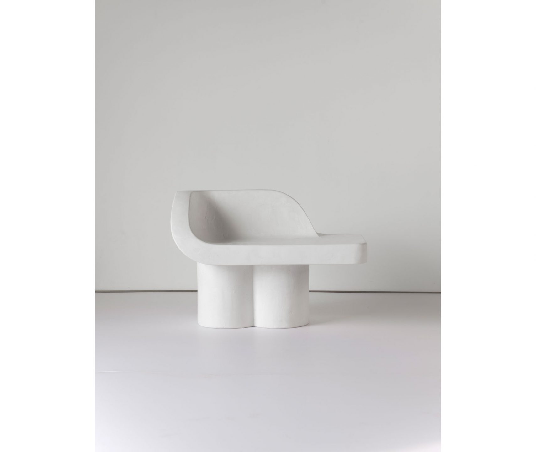 Wexler_Sometimes-A-White-Elephant-Chaise-2_int_products